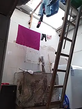 DirtyStefaniax online show from December 17, 5:30 pm