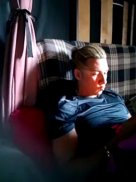 Snapshot of Lovely_milk chatting on November 5, 9:09 am Lovely milk online show from November 5, 9:09 am