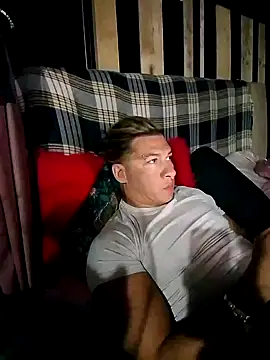 Snapshot of Lovely_milk chatting on November 19, 9:37 pm Lovely milk online show from November 19, 9:37 pm