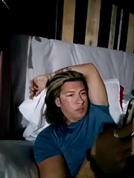 Snapshot of Lovely_milk chatting on November 28, 9:39 pm Lovely milk online show from November 28, 9:39 pm