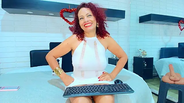 Kasandra Gomez online show from September 25, 12:20 pm