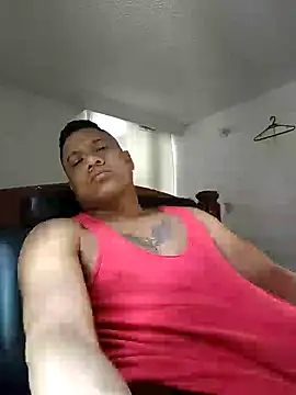 latinblack01 online show from December 12, 3:27 pm