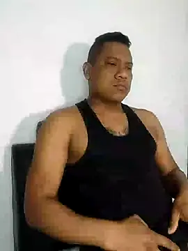 latinblack01 online show from December 17, 3:06 pm