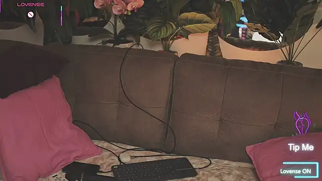 LikaBerry1 online show from October 24, 3:58 am