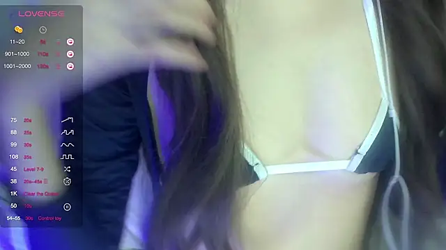 Snapshot of yaya_fun chatting on December 3, 3:00 pm yaya fun online show from December 3, 3:00 pm