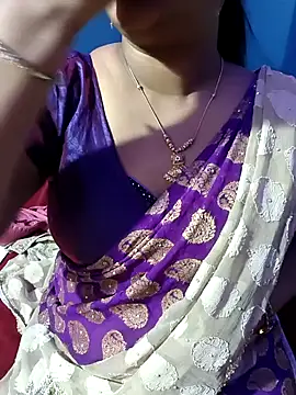 Snapshot of Vaishali90 chatting on December 10, 9:00 pm Vaishali90 online show from December 10, 9:00 pm