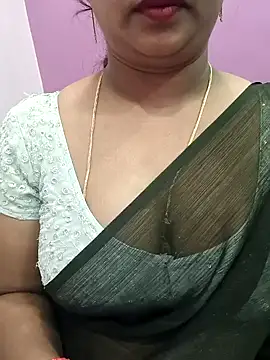 Snapshot of Vaishali90 chatting on February 3, 8:13 pm Vaishali90 online show from February 3, 8:13 pm