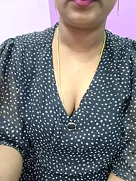 Snapshot of Vaishali90 chatting on March 5, 6:45 pm Vaishali90 online show from March 5, 6:45 pm