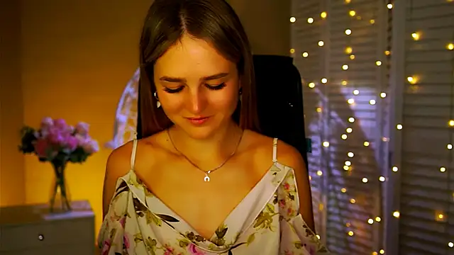 DeboraLarson online show from November 17, 3:56 am