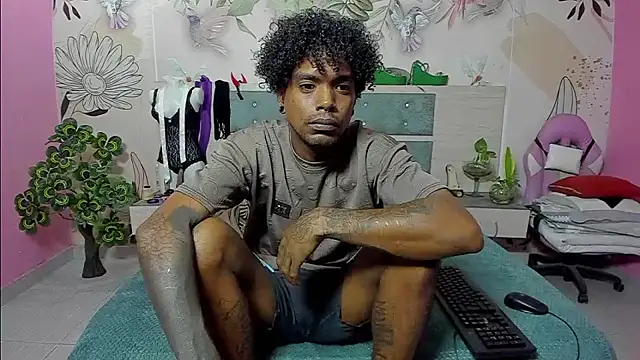 bigblackhotx1 online show from January 15, 1:16 pm