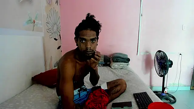 bigblackhotx1 online show from June 1, 3:25 pm