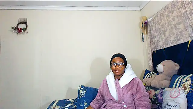 Snapshot of veronica1xxx chatting on June 23, 9:13 pm veronica1xxx online show from June 23, 9:13 pm