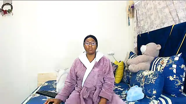 Snapshot of veronica1xxx chatting on July 5, 7:43 pm veronica1xxx online show from July 5, 7:43 pm