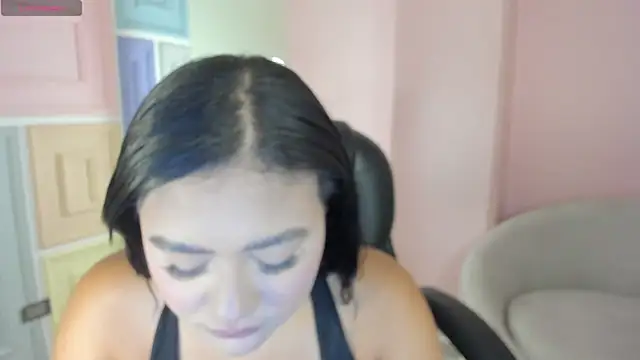 Snapshot of GabriellaLee chatting on June 10, 3:07 am GabriellaLee online show from June 10, 3:07 am
