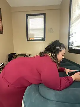 Snapshot of tillymarie34 chatting on May 19, 12:16 am tillymarie34 online show from May 19, 12:16 am