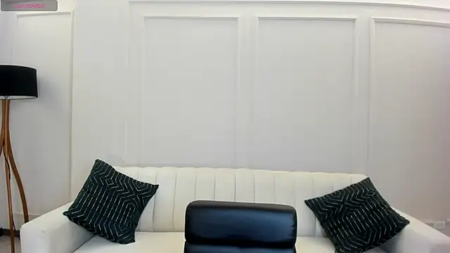 StacyWoods online show from March 7, 10:35 am