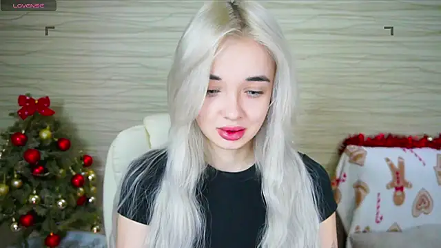 Snapshot of Ashley_S chatting on January 17, 11:07 pm Ashley S online show from January 17, 11:07 pm