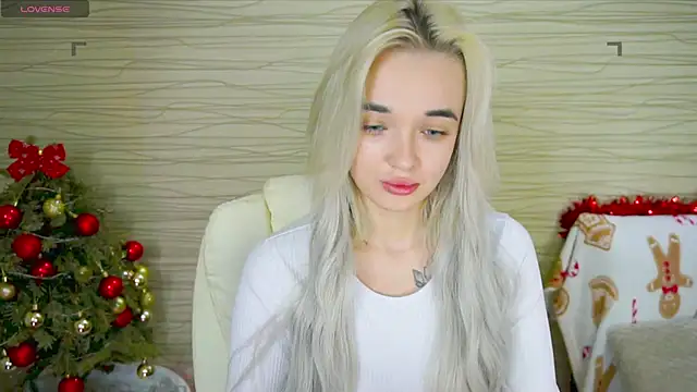 Snapshot of Ashley_S chatting on January 28, 11:07 pm Ashley S online show from January 28, 11:07 pm