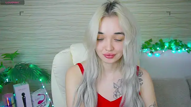 Snapshot of Ashley_S chatting on March 2, 5:12 am Ashley S online show from March 2, 5:12 am