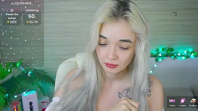 Snapshot of Ashley_S chatting on March 9, 3:11 am Ashley S online show from March 9, 3:11 am