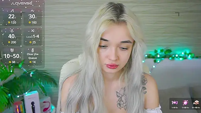 Snapshot of Ashley_S chatting on March 9, 11:03 pm Ashley S online show from March 9, 11:03 pm