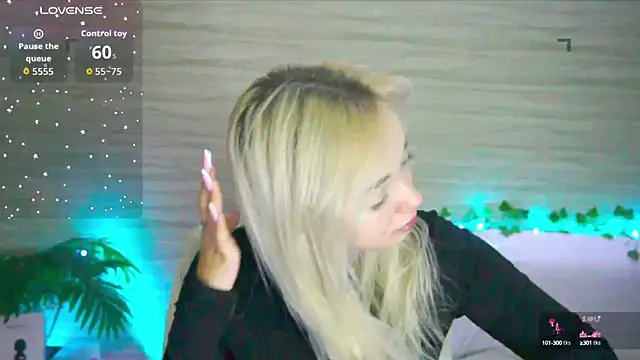 Snapshot of Ashley_S chatting on September 17, 11:28 pm Ashley S online show from September 17, 11:28 pm