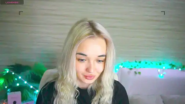 Snapshot of Ashley_S chatting on September 26, 10:14 pm Ashley S online show from September 26, 10:14 pm