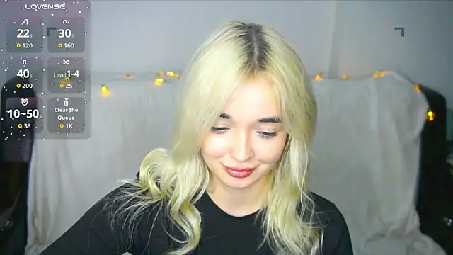 Snapshot of Ashley_S chatting on November 20, 11:15 pm Ashley S online show from November 20, 11:15 pm