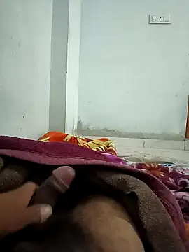 pintuS40 online show from January 18, 11:55 pm