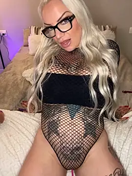 Nina LiveXXX online show from February 10, 3:49 pm