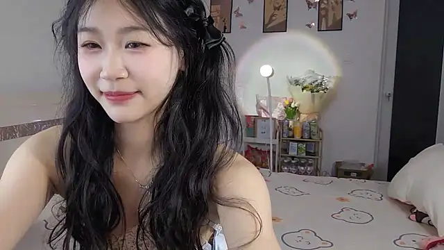 Luminous163 online show from March 18, 4:26 pm