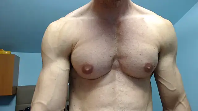 Snapshot of flexforyou chatting on June 11, 7:23 pm flexforyou online show from June 11, 7:23 pm