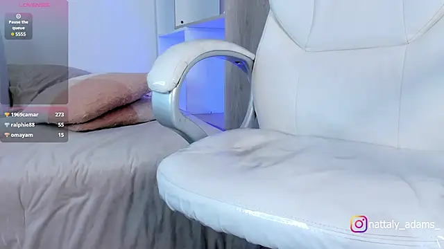 nattaly adams online show from December 5, 2:09 am