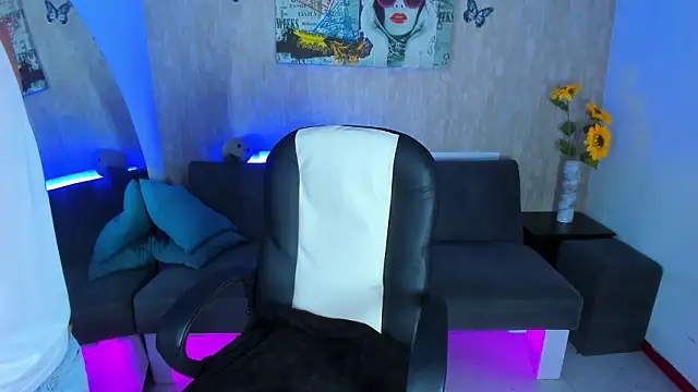 nova sex01 online show from March 23, 8:35 pm