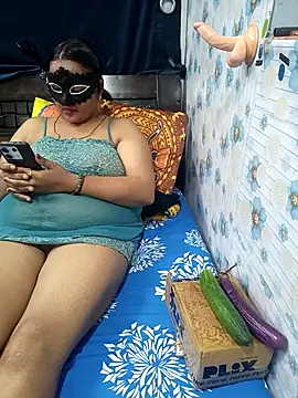 tina8th online show from December 2, 5:30 pm