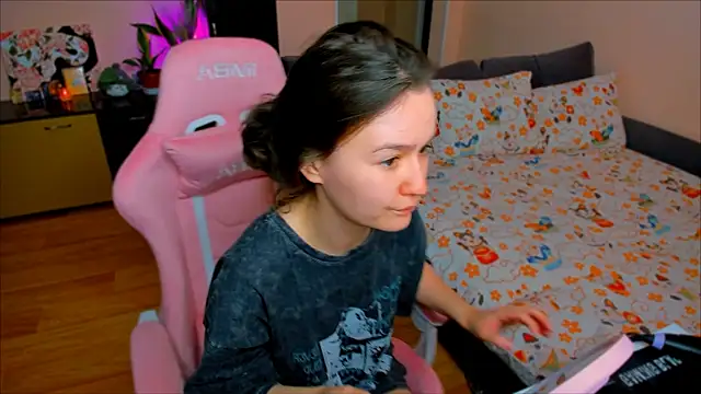 ameli moon online show from October 18, 3:24 pm