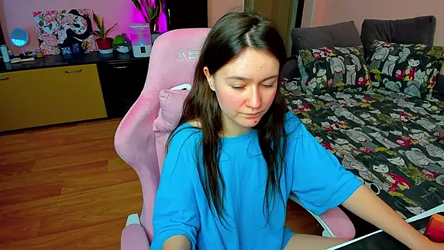 Snapshot of ameli_moon chatting on November 20, 11:43 am ameli moon online show from November 20, 11:43 am