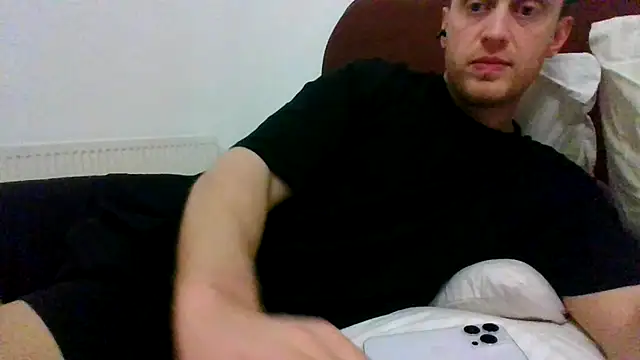 Snapshot of Noshame1994 chatting on March 20, 11:31 pm Noshame1994 online show from March 20, 11:31 pm