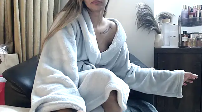 trippy tina online show from December 23, 8:03 pm