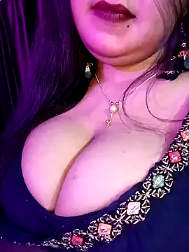 Snapshot of Suhanakhan00 chatting on January 31, 10:10 am Suhanakhan00 online show from January 31, 10:10 am