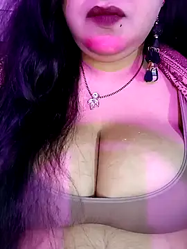 Snapshot of Suhanakhan00 chatting on November 20, 5:07 am Suhanakhan00 online show from November 20, 5:07 am