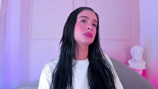 victoria milann online show from November 25, 2:39 pm