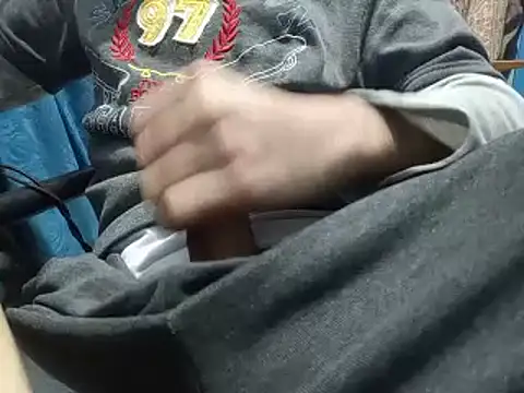 SALLY OMAR  online show from March 22, 9:51 pm