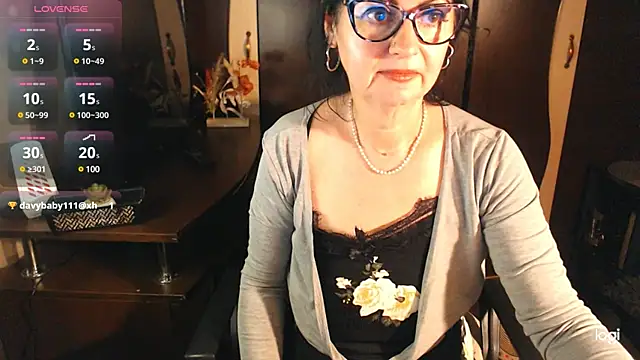 Snapshot of exymilf_ chatting on February 11, 5:50 pm exymilf online show from February 11, 5:50 pm