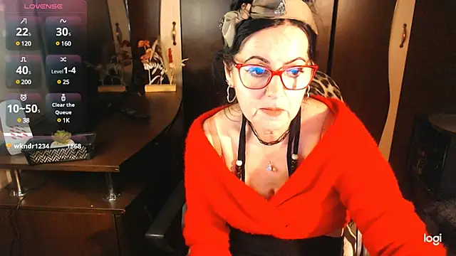 Snapshot of exymilf_ chatting on February 16, 5:59 pm exymilf online show from February 16, 5:59 pm