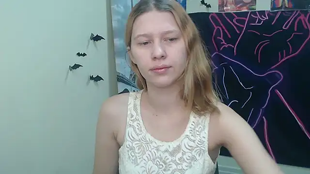 StellaCRL online show from November 19, 7:19 am