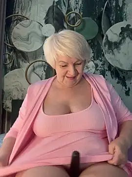 Laura Millf online show from February 20, 2:50 pm