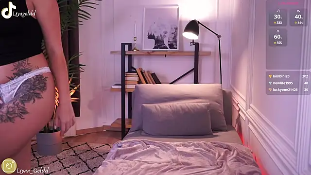 Liya Gold  online show from December 4, 8:40 pm