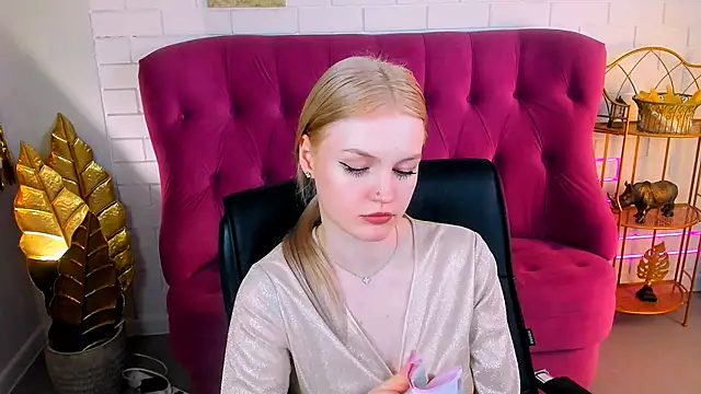 GraceGlamour online show from January 13, 8:37 am