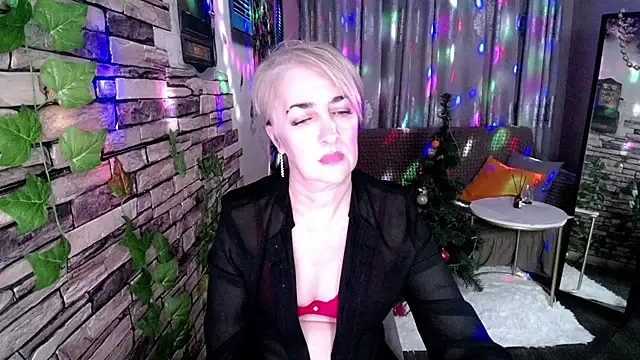 Hot Girl87 online show from January 3, 9:47 pm